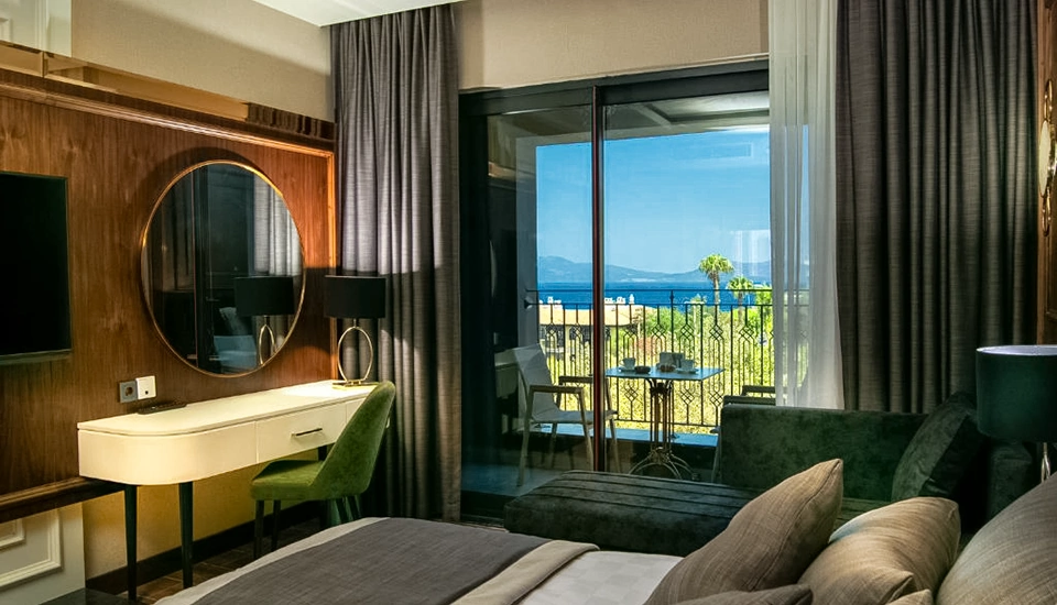 هتل بوتیک تی ان آر کوش آداسی